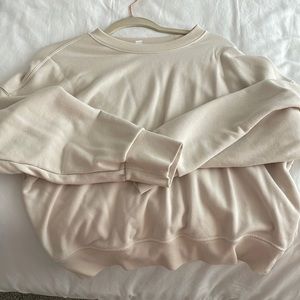 Uniqlo cream Sweatshirt
